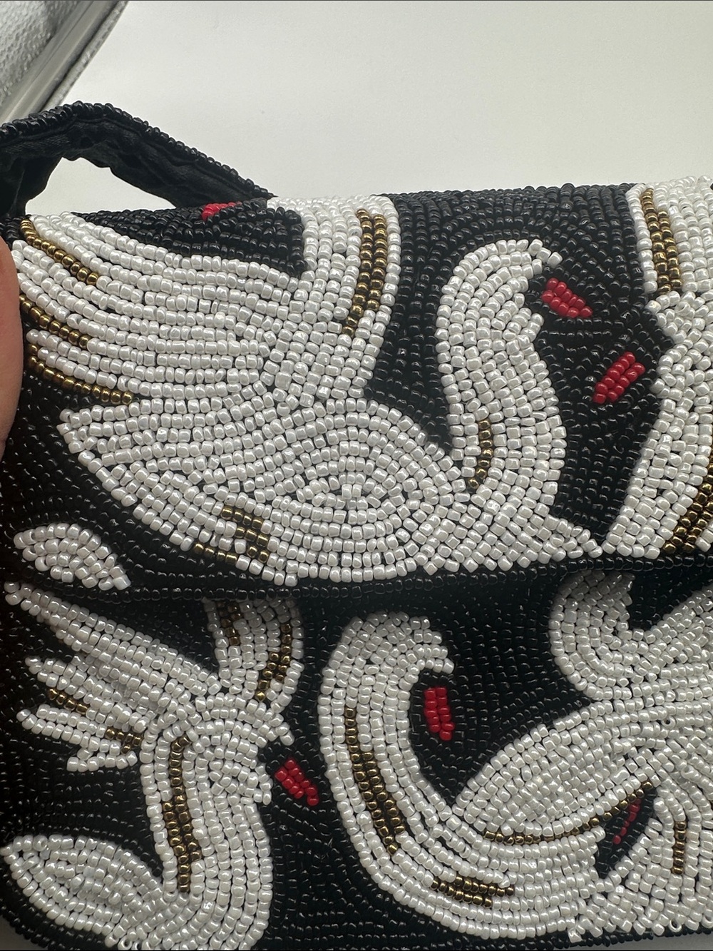 Black Beaded Swan-Pattern Shoulder Bag - Picture 5 of 5